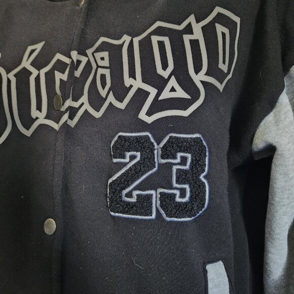💫3/$20💫 "Chicago 23" Fleece Jacket - Picture 4 of 6